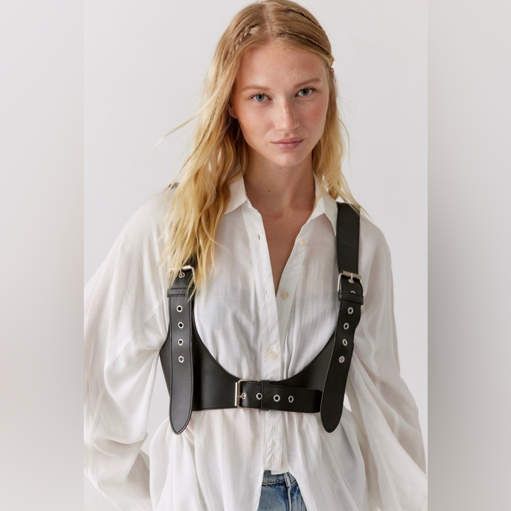 UO Sid Harness Black - S